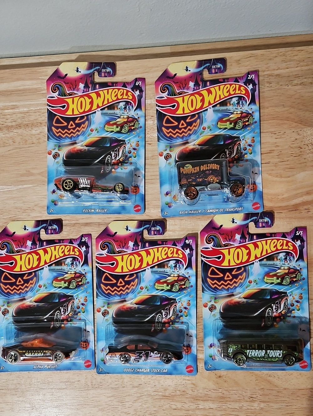 Hot Wheels 2026 Halloween Complete Set of 5 Cars NEW